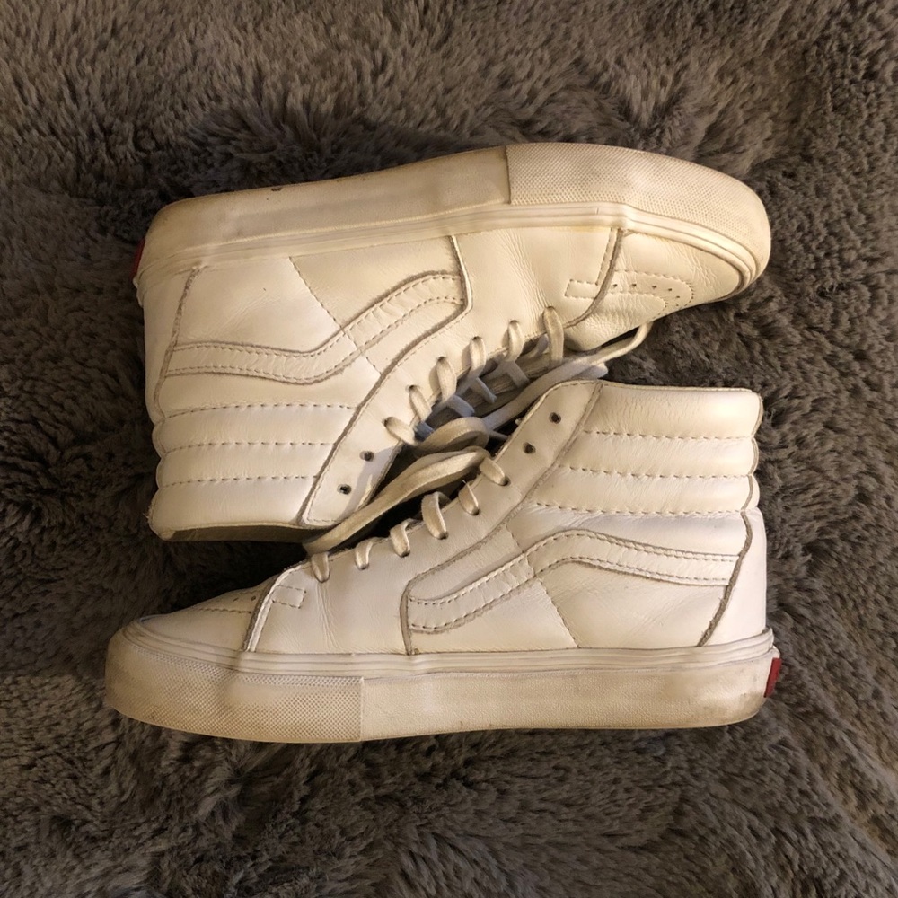White Leather Vans Sk8-Hi Shoes